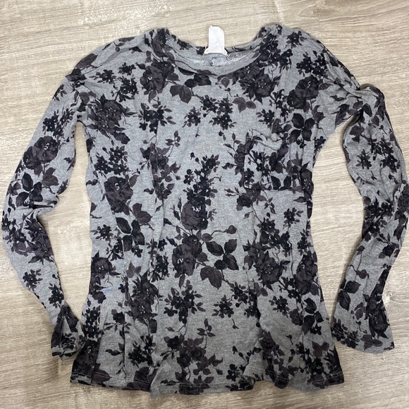 one clothing Tops - Thick pocket shirt with floral print